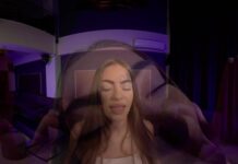 Ariana - From Jeans to GloryHole – Gallery Image 1