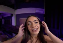 Ariana - From Jeans to GloryHole – Gallery Image 5