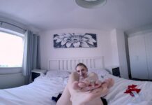Feet and Armpits - Chloe Toy – Gallery Image 7