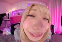 PornLiveStreamer Mizuki Gets Wild Off Camera Pt.1 [VRPRD-031] – Gallery Image 3